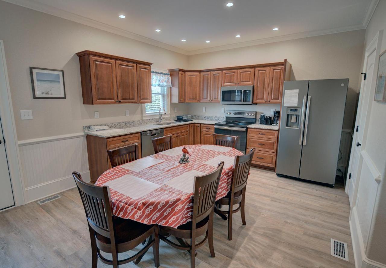 Outer Banks - Village 3* Buxton