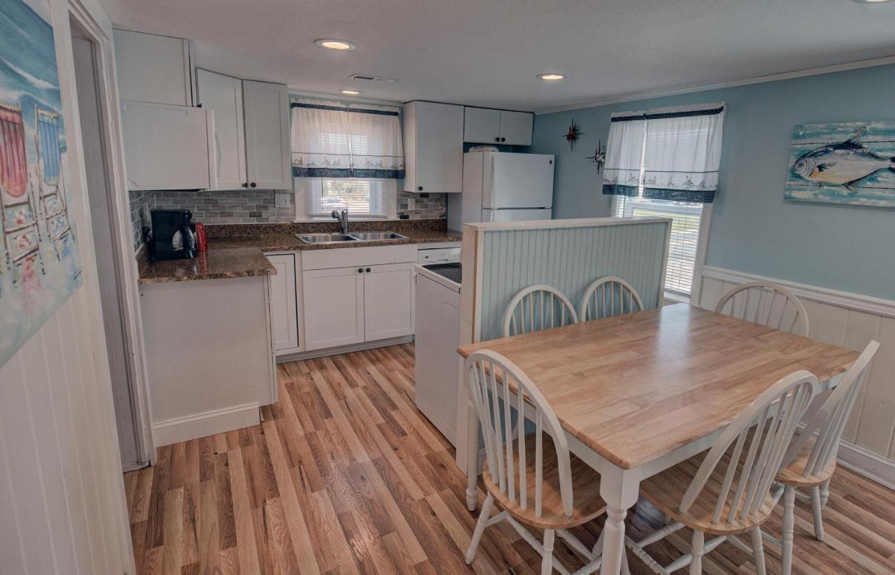Outer Banks - Village 3*