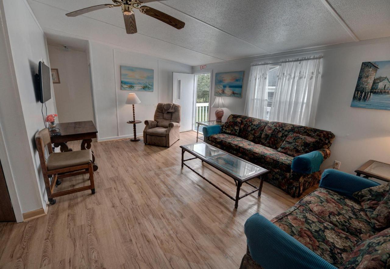 Outer Banks - Village Buxton