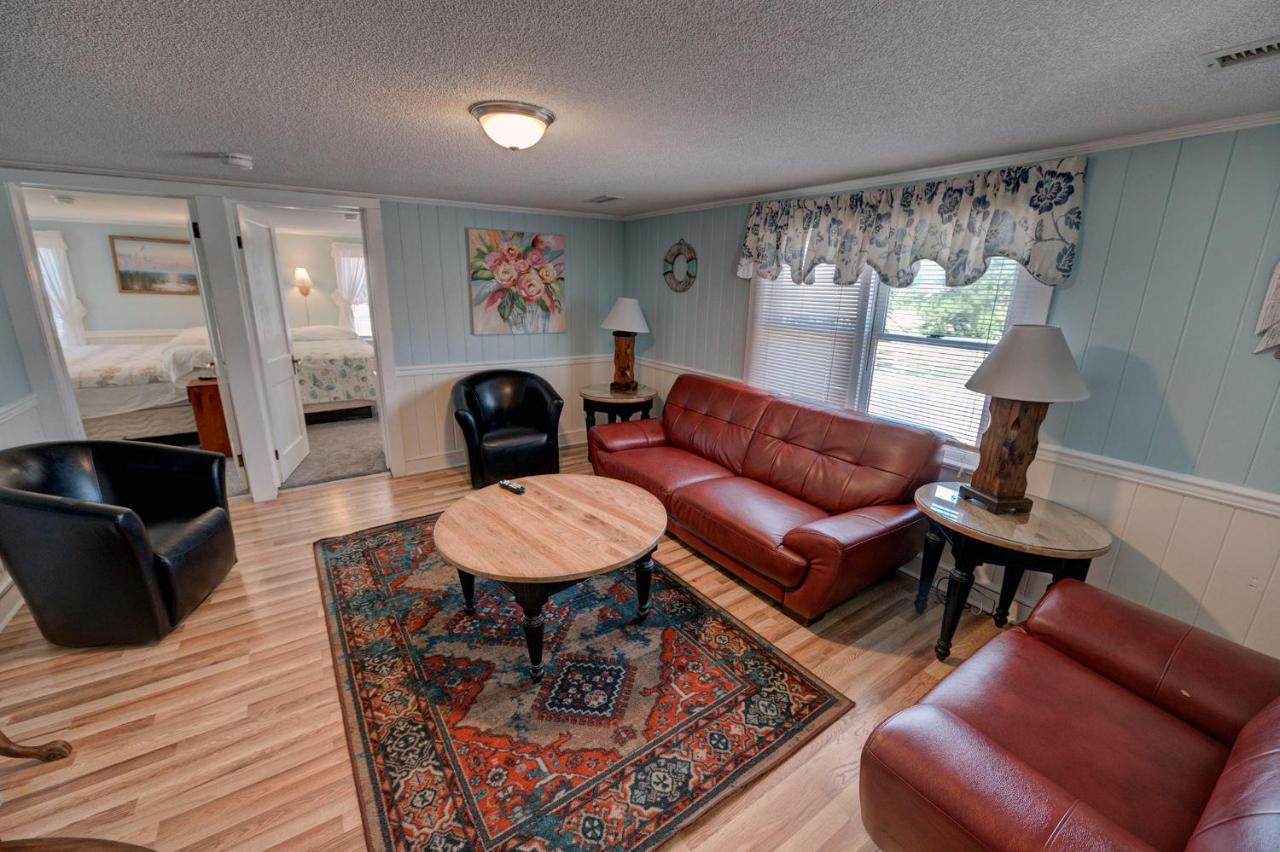 Outer Banks - Village 3*